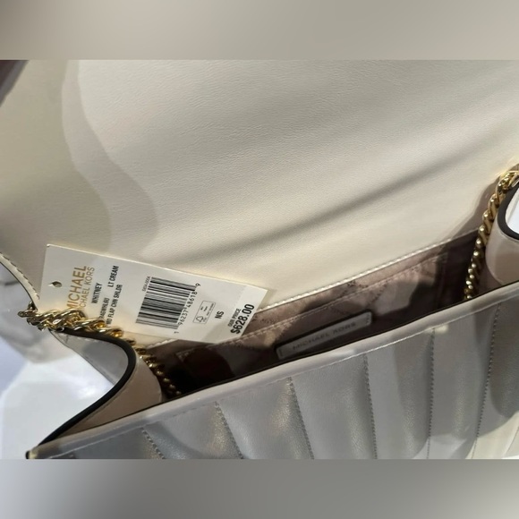 MICHAEL KORS - Whitney Small Quilted Leather Convertible Shoulder Bag Leather - Picture 3 of 4